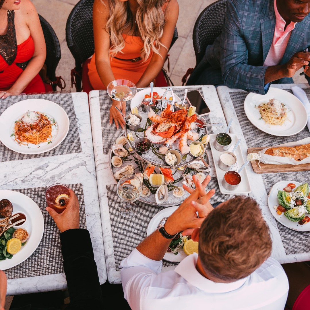 las vegas lavo lounge seafood tower