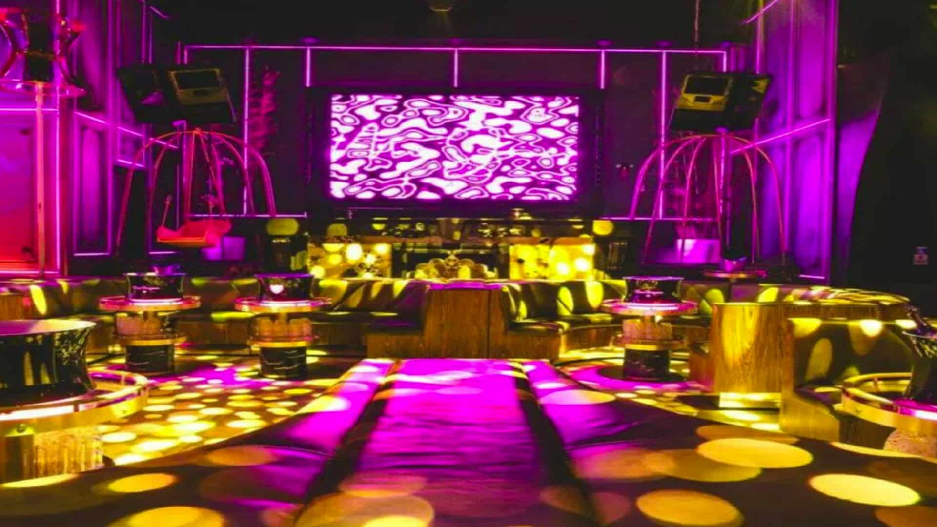 miami mr jones nightclub dj booth