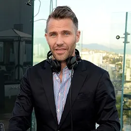 VIP Red Carpet Las Vegas performing artist and DJ Zen Freeman